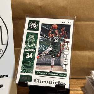 2020-21 Panini Chronicles #5 Giannis Antetokounmpo